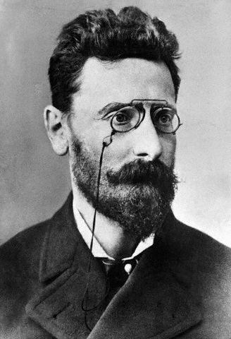 Nace Joseph Pulitzer (1847)