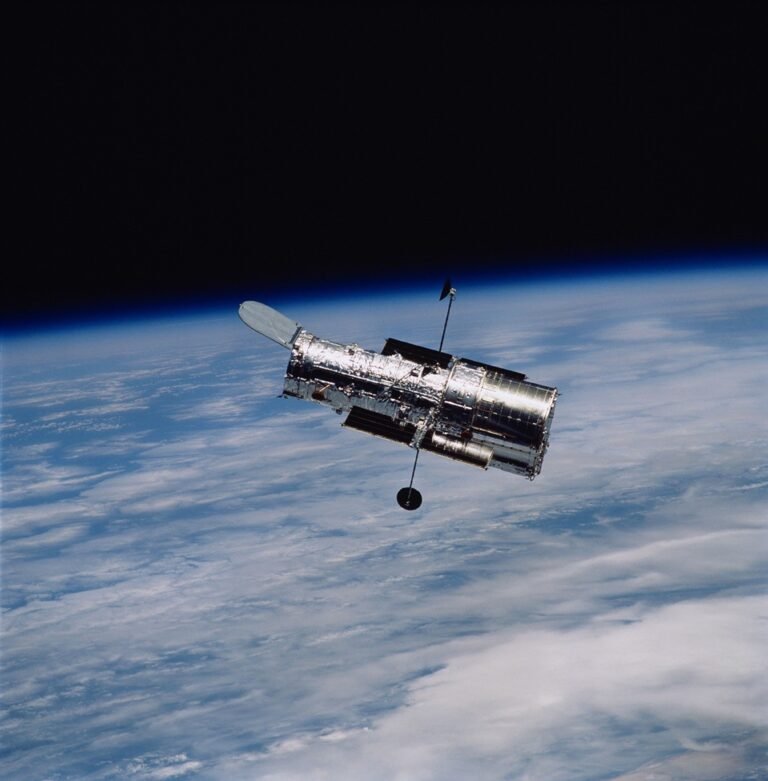Lanzamiento del Telescopio Hubble (1990)